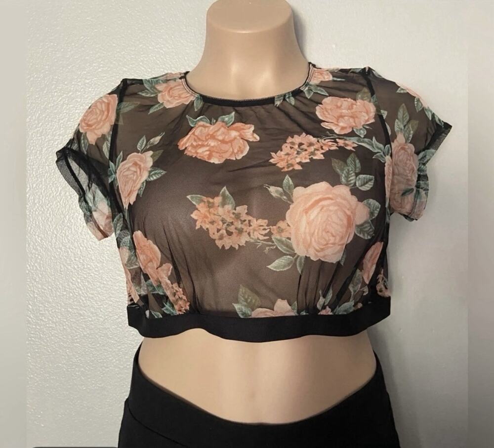 Torrid Lace Crop Top Size 2 Floral Mesh Bralette Delicate Feminine Stretch